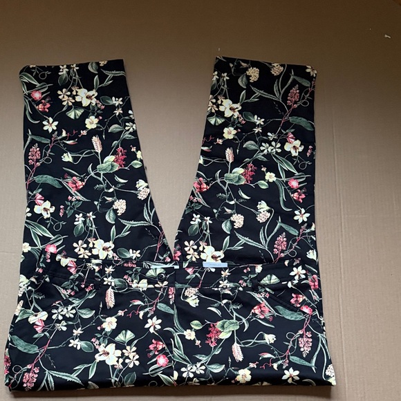 Reitmeins Floral Black Stretch Pants - Botanical Print. NWT - Picture 2 of 9